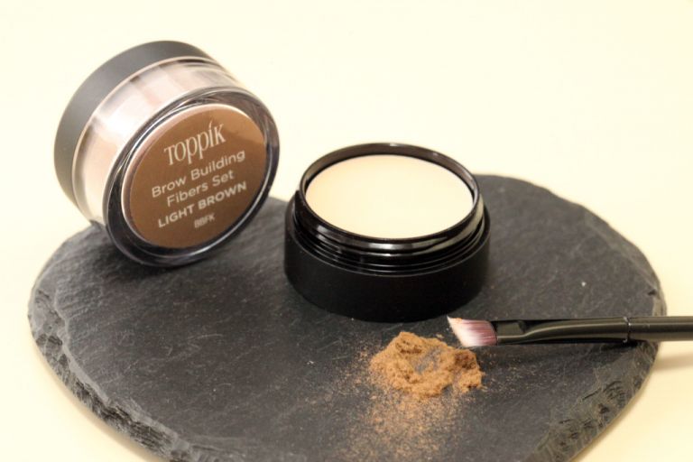 Toppik-Brow-Building-Fibers-Review-1