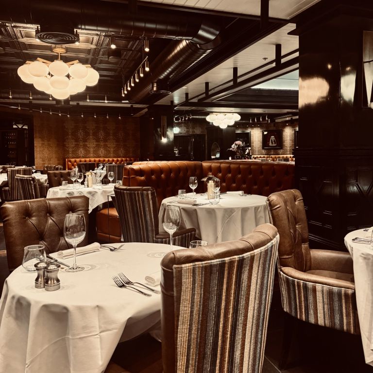 Cameron House at Loch Lomond - the Cameron Grill decor